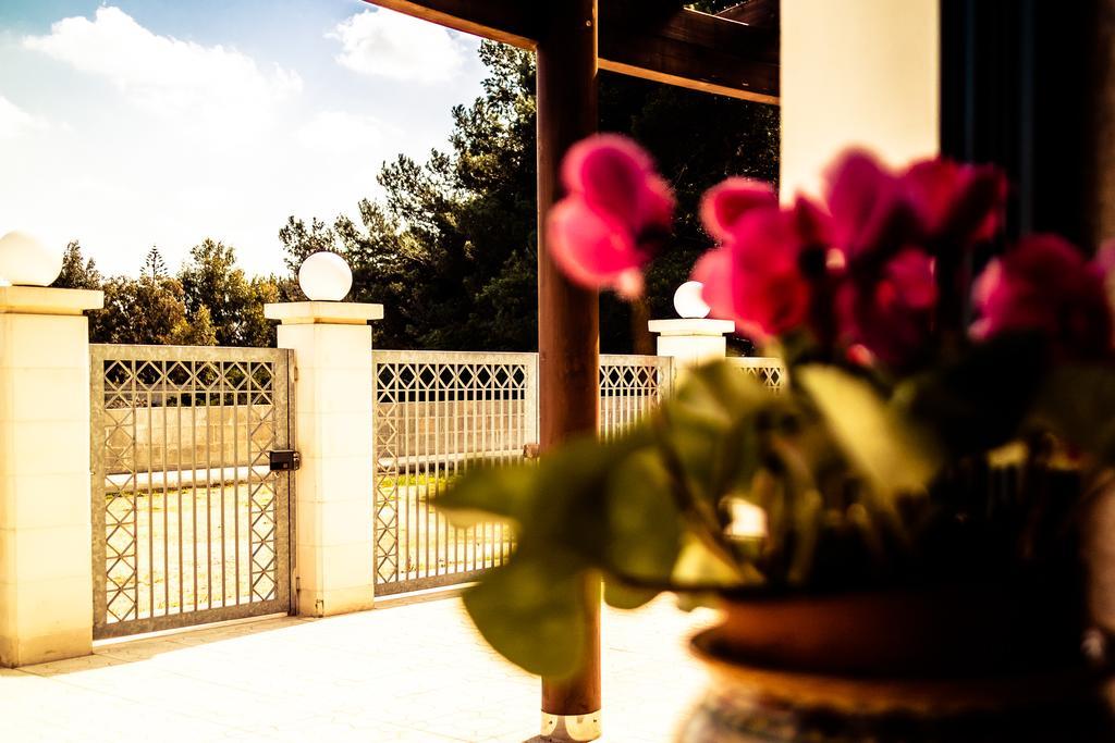 Complesso Gardencasa Villa Torre Suda Exterior photo